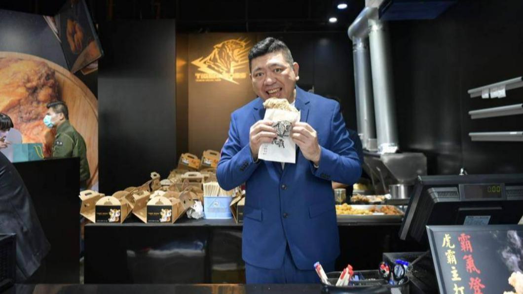 Nono再砸350萬投資雞排店 許效舜站台「插旗高雄」原因超暖心