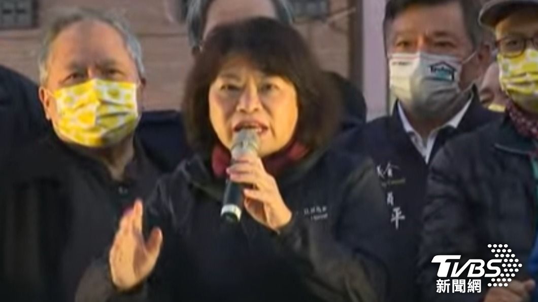 黃敏惠宣布當選並感謝親鄉支持。（圖／TVBS）