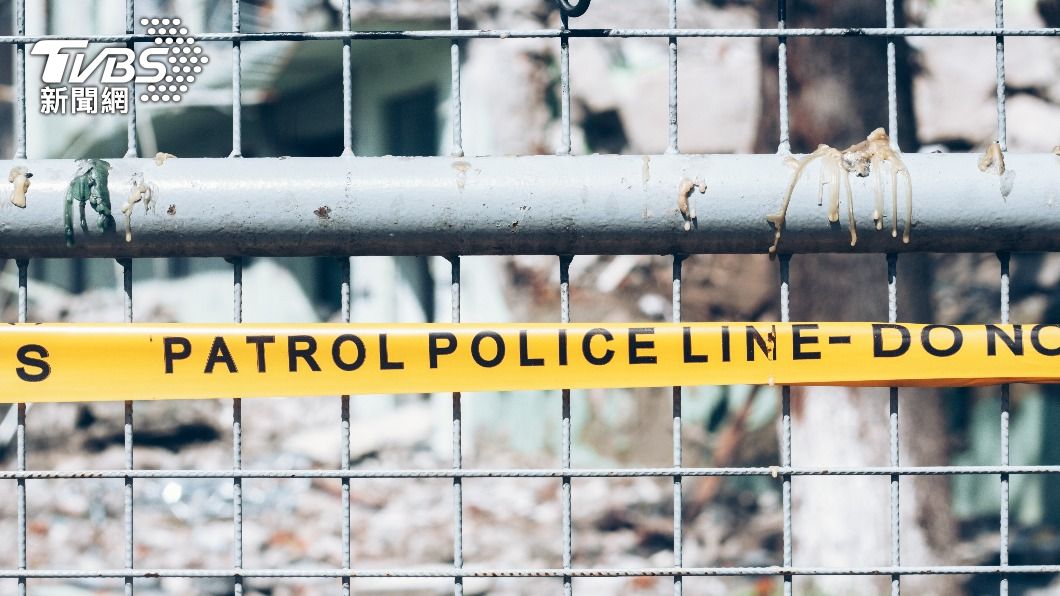 警方發現屍體後拉起封鎖線調查。(示意圖/shutterstock達志影像)