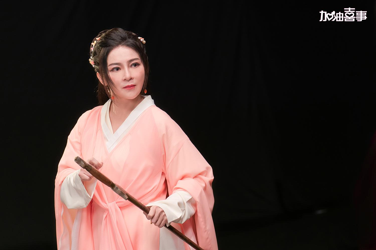 王彩樺一身英氣。(圖/TVBS)