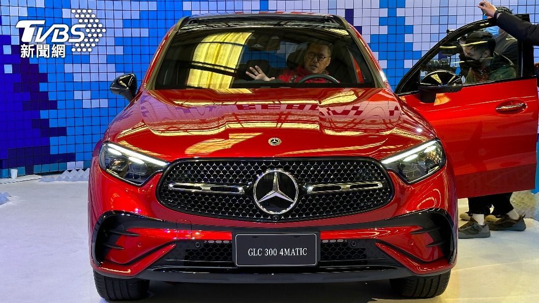 賓士GLC 300 4MATIC。（圖／呂欣芷攝）