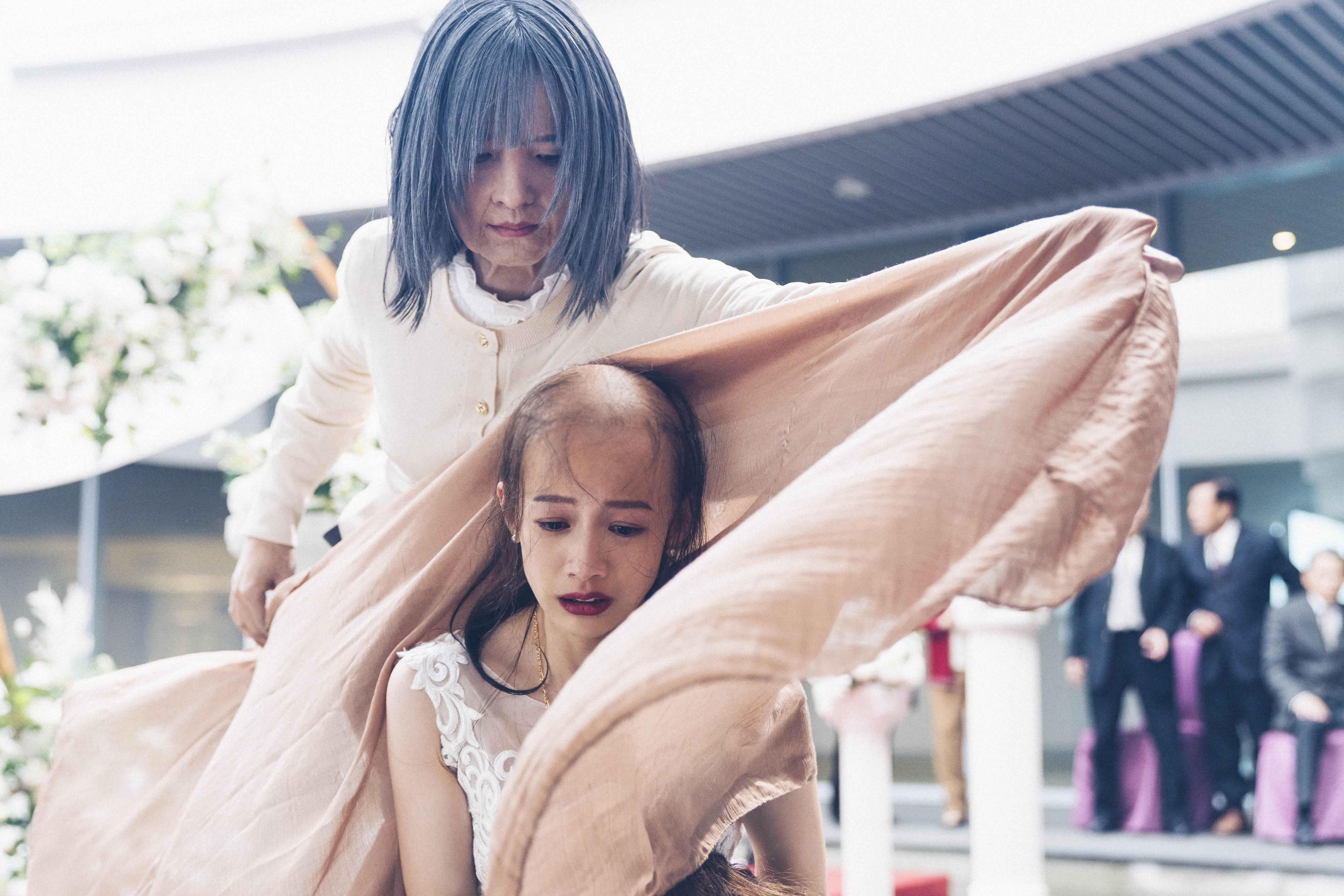 女星簡嫚書、吳子霏的特殊化妝讓眾人驚呼連連。（圖／牽猴子提供）