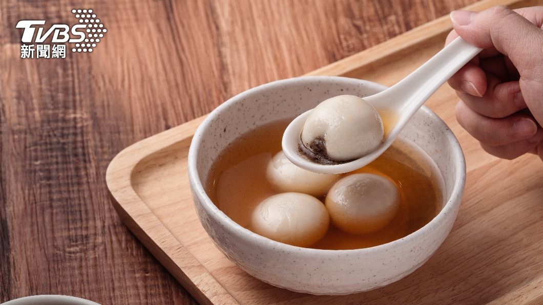 糯米包甜餡容易引發血糖亂飆或腸胃消化不適。(示意圖/shutterstock達志影像)