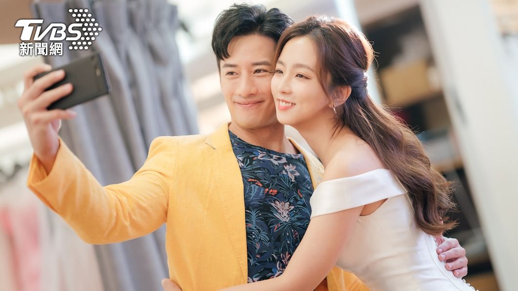 劇中周曉涵(右)、周孝安進入婚姻生活。(圖/TVBS)