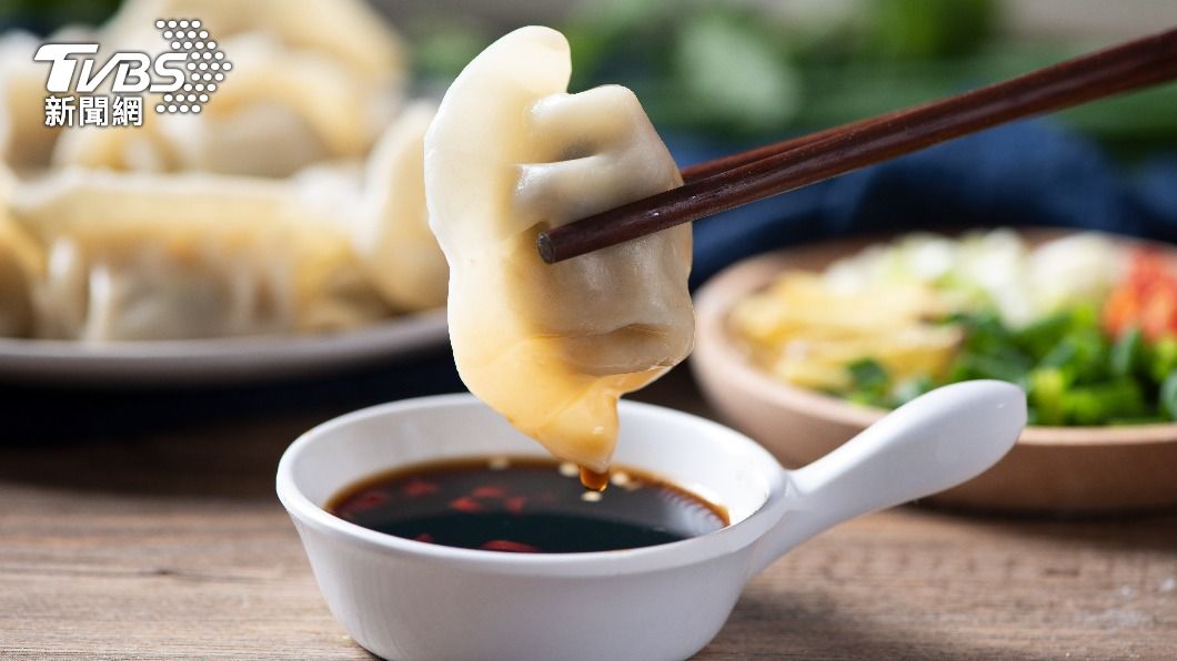 冬至吃水餃可以旺財富。(示意圖/shutterstock達志影像)