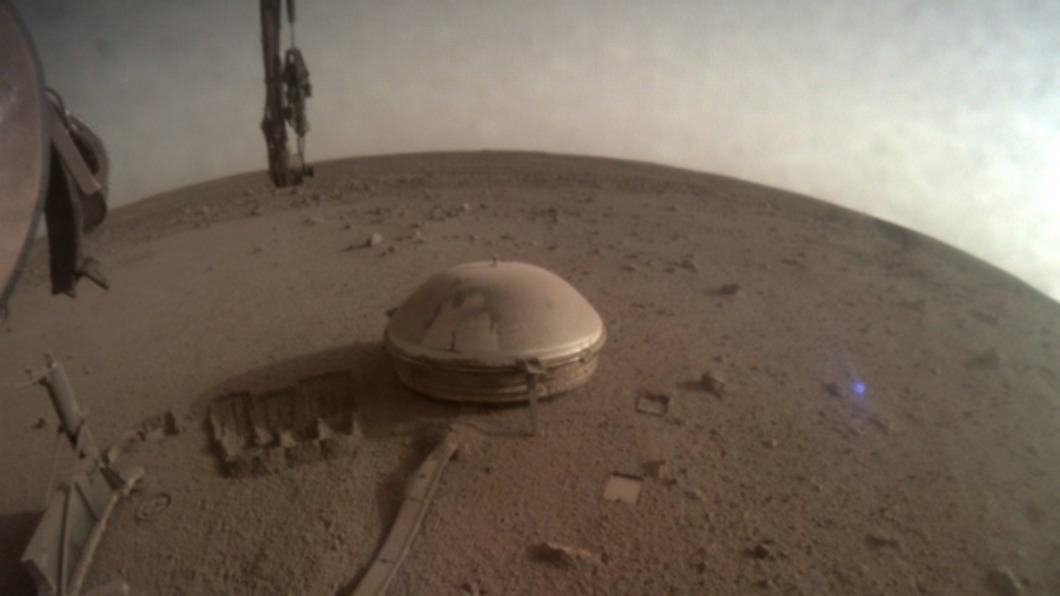 絕筆！火星探測器「洞察號」傳回黃昏照　宣告將功成身退