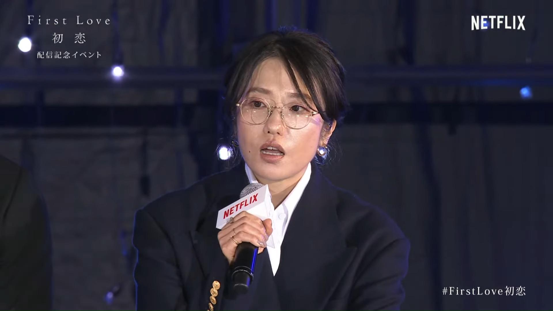 《初戀》的編導寒竹百合希望日劇能走向世界。(圖/翻攝自Netflix Japan YouTube)