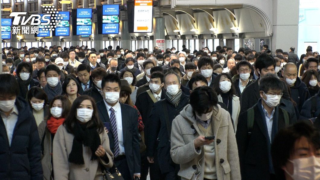 許多網友認為日本工作壓力太大,去旅遊就好。(示意圖/shutterstock達志影像)