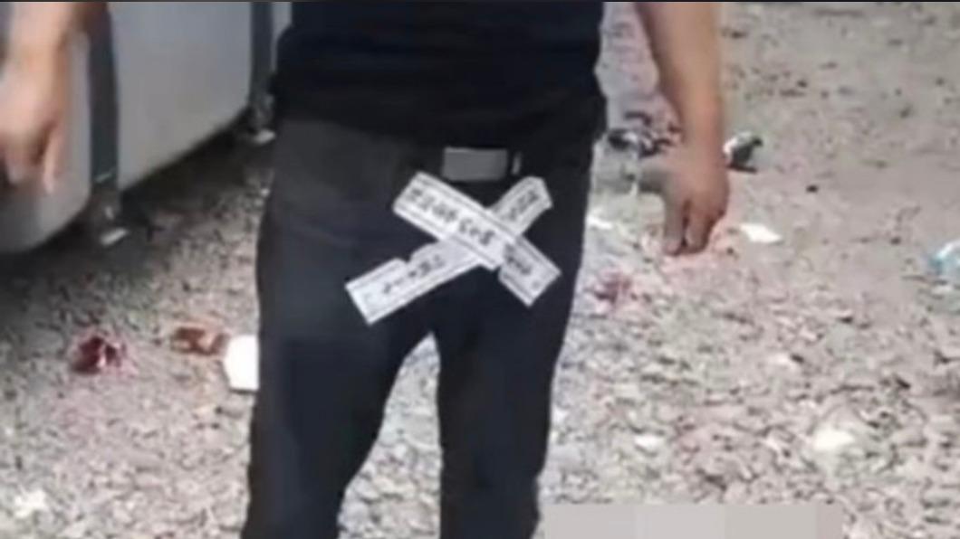 男司機褲襠傳遭貼封條/圖:微博