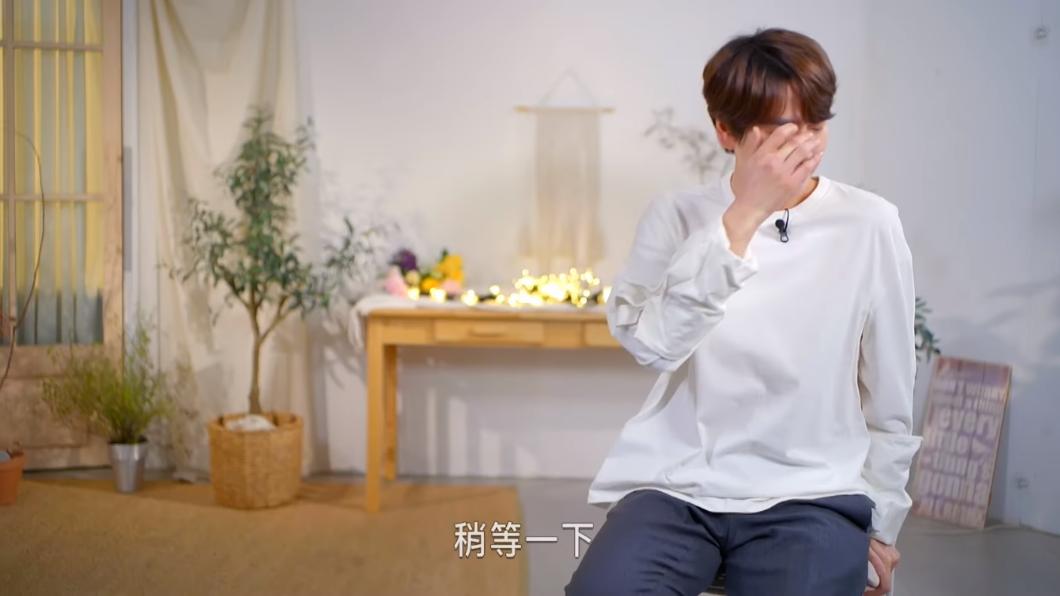 Super Junior圭賢鏡頭前哽咽。(圖/翻攝自Disney Plus TW)