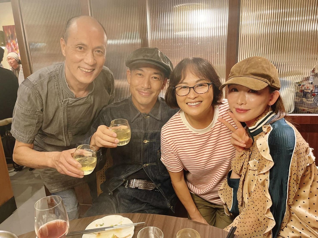 楊祐寧發文提到老楊問「那個女生是誰」他超傻眼。（圖／翻攝自「元鍋」臉書粉專）