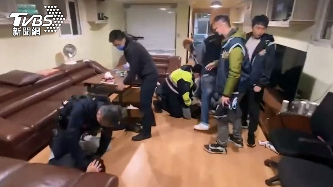 「擄人遭逮」3男被嘲笑氣炸持刀刺屁 逃宜花因沒錢落網