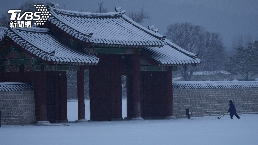 白雪紛飛是韓國人冬日的日常。(圖/達志影像美聯社)