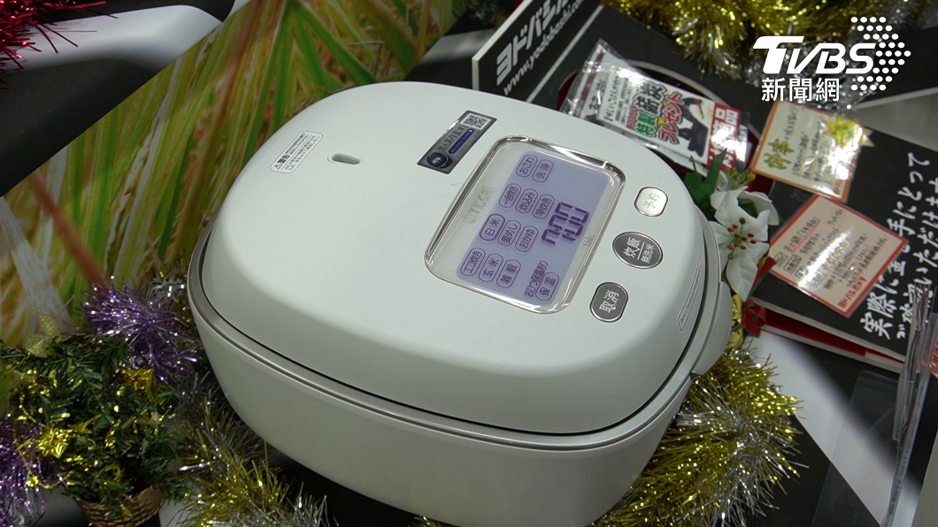 銷售第2的虎牌 JPLS100WS 含稅10萬8650日圓。(圖/葉韋辰攝)