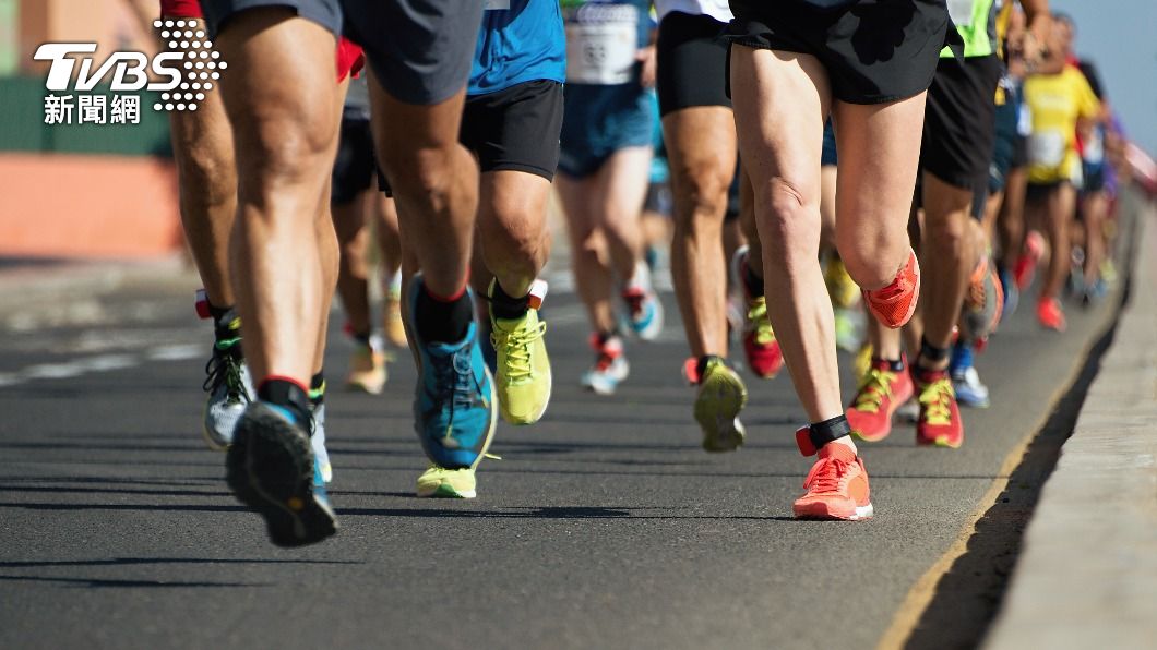 運動前要做好充分的熱身,避免造成運動傷害。(示意圖/shutterstock達志影像)