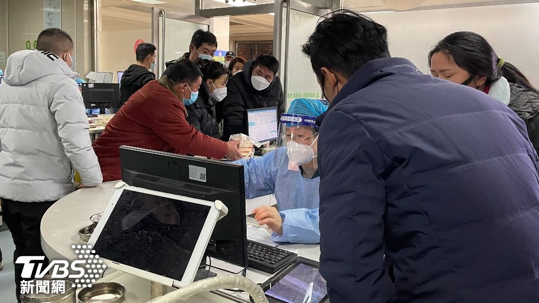 疫情全面擴散 青島率先公佈數據:每天近50萬新增確診