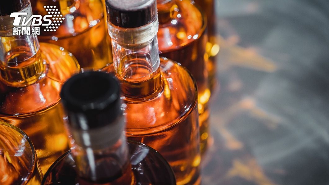 咖啡不建議與酒精一同飲用。(示意圖/Shutterstock達志影像)