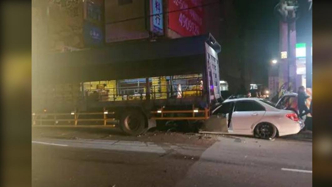 中壢連環車禍 五人受傷送醫