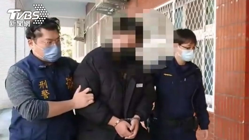 馮男遭警方送辦。(圖/TVBS)
