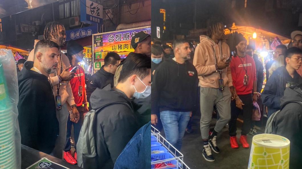 魔獸現身饒河夜市。(圖/讀者江孟訓提供)