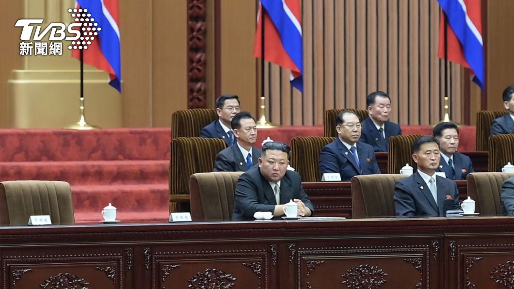 金正恩出席北韓《憲法》頒布50周年的紀念大會。（圖／達志影像路透社）