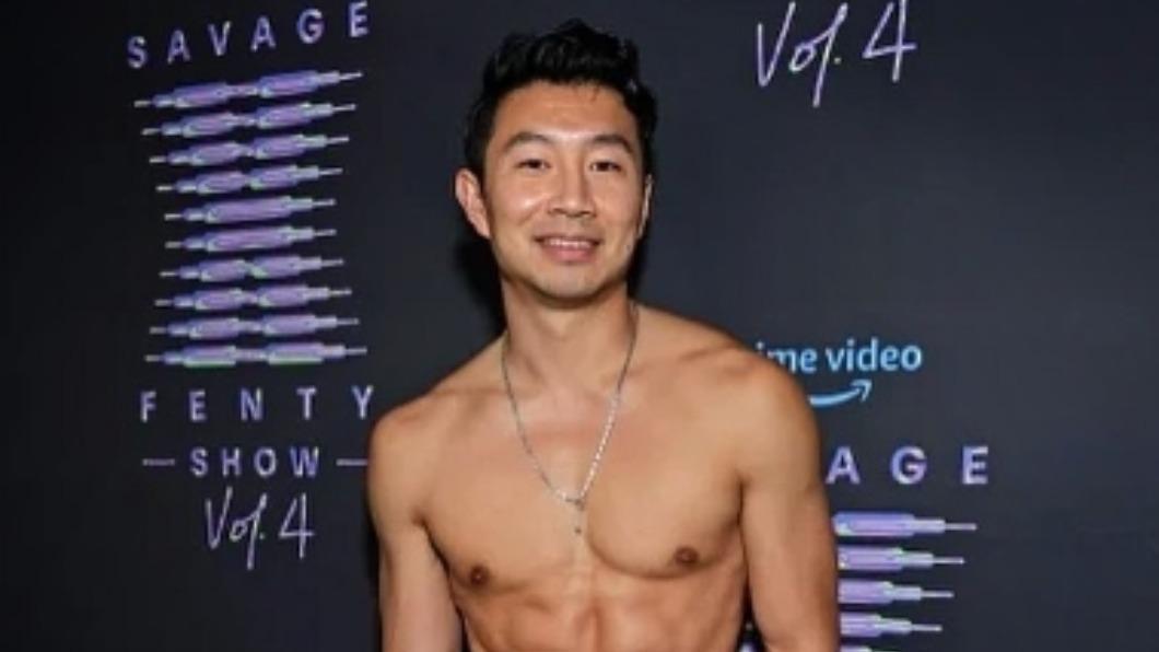 《尚氣與十環傳奇》的男主角劉思慕，將來台灣陪粉絲跨年。（圖／翻攝自＠simuliu IG）