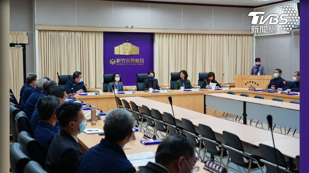 新竹市長高虹安上任後第一站即前往警察局訪視各項警政工作。圖/新竹市政府提供