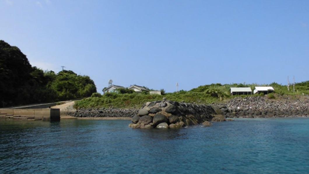 「黑島」在去年9月就沒有公營船隻會固定停靠，最後一位島民也在今年夏天去世。（圖／翻攝自五島市市役所官網）