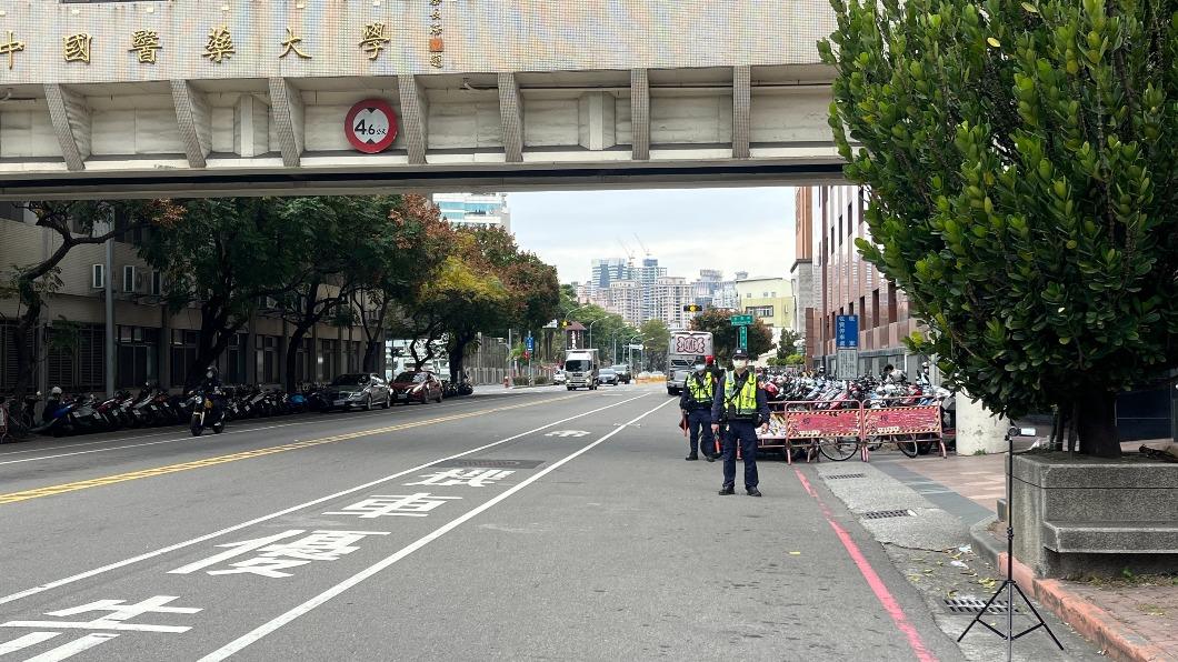 台中公車撞死母子　市警局展開行人路權大執法
