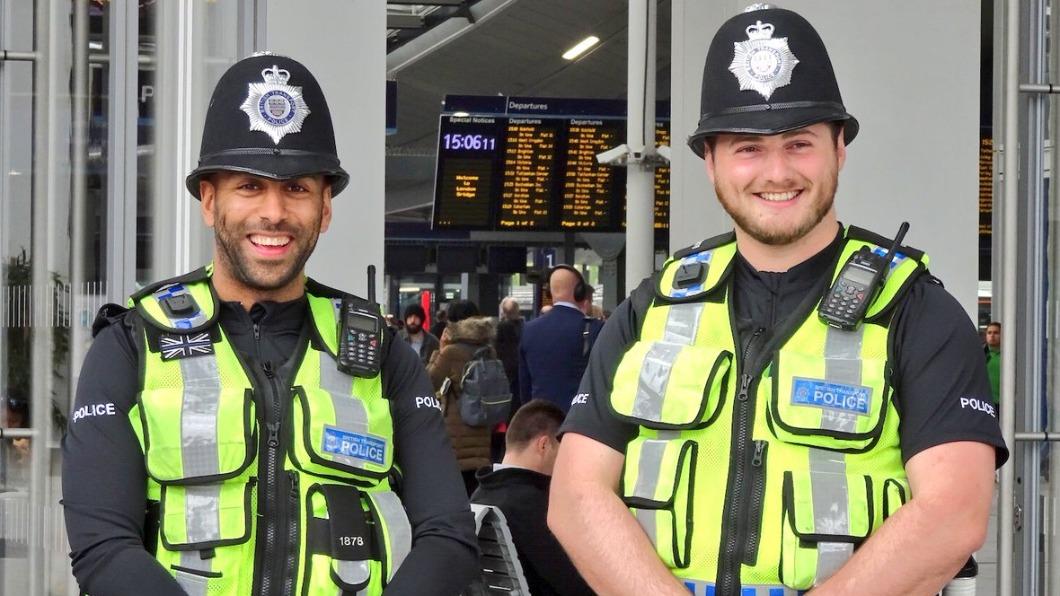 英國交通警察局(BTP)設立於1830年,是全球最早的鐵路警察部門。(圖/翻攝自 BTP)
