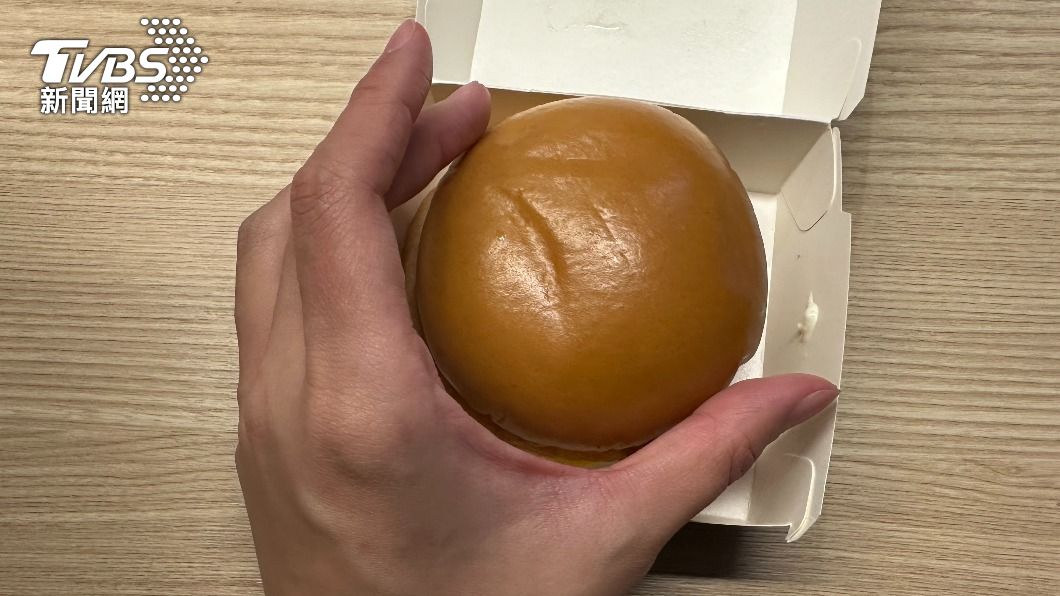 獨/麥當勞漲價漢堡變小!遭批「和糖醋醬一樣大」 業者說話了