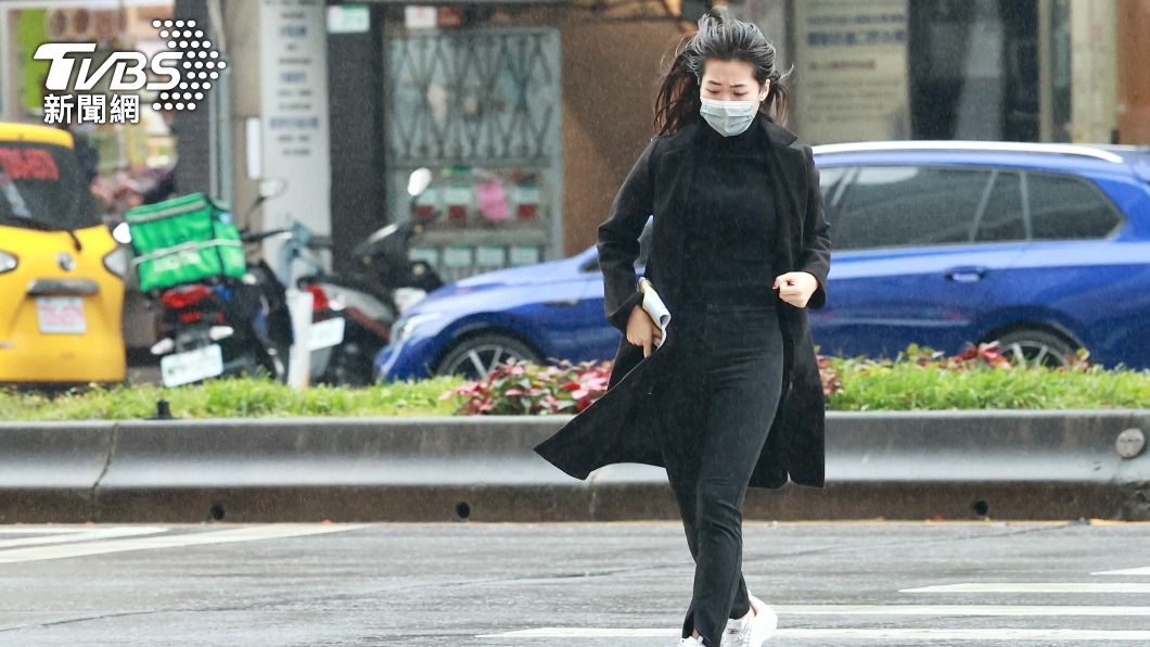 變天了!雨神回歸「3區轉濕涼」 一路下到立春雨勢最大