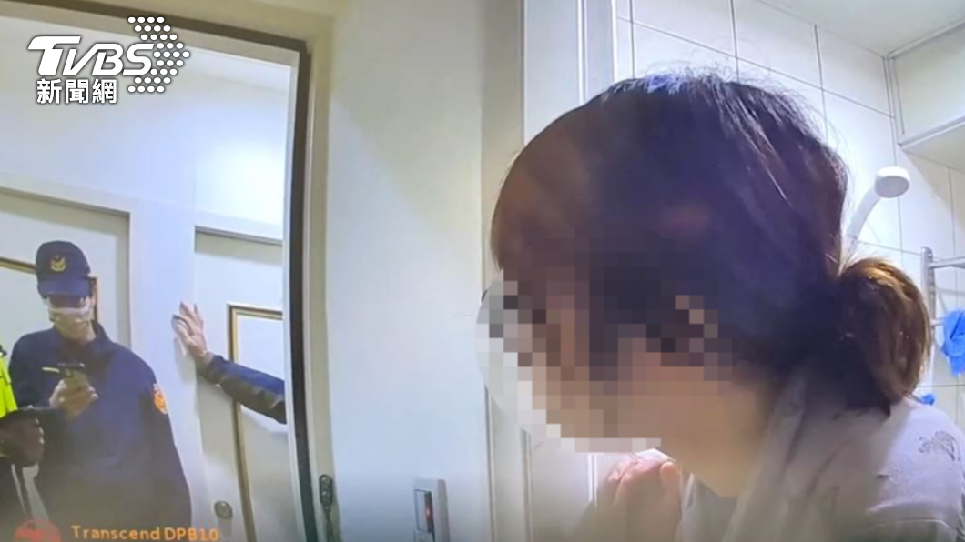 浴室門突反鎖!獨居女想求救 用這招呼喊門外Siri打電話