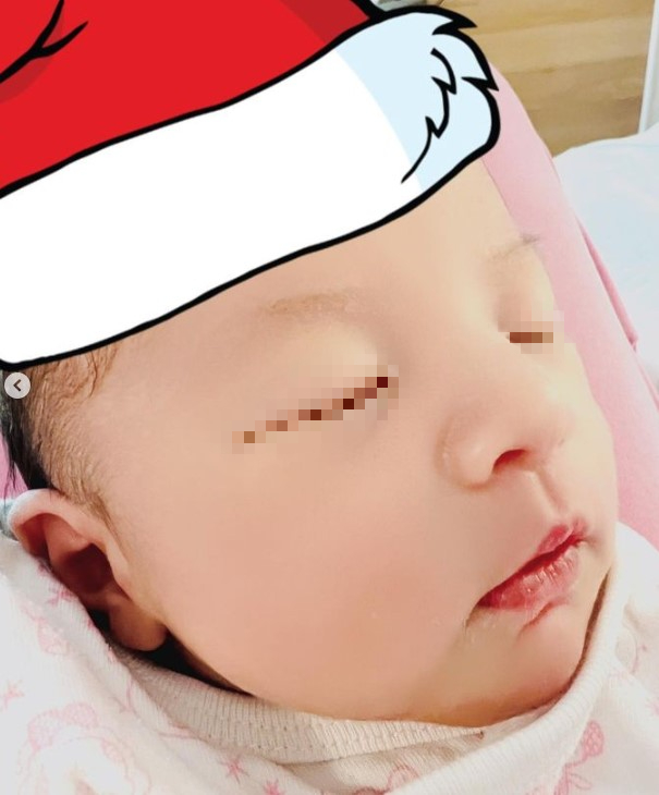 昆凌曬出小女兒萌照。（圖／翻攝自昆凌IG）
