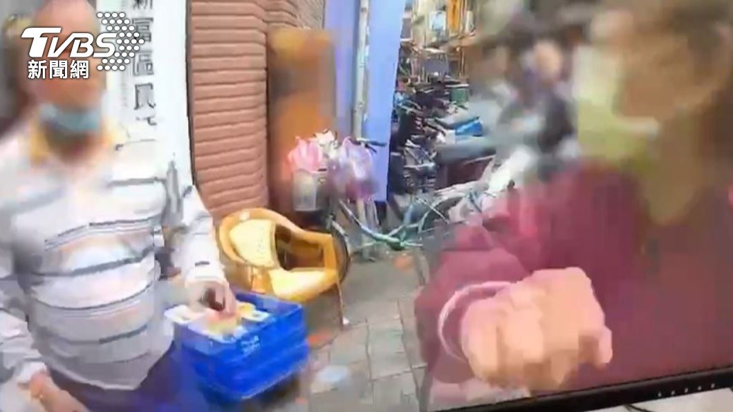 一個吃不飽!愛心便當領了又領 男制止爆口角險遭毆