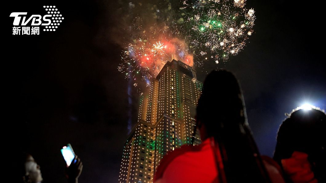 肯亞首都奈洛比也有迎接新年的煙火秀。(圖/達志影像路透社)