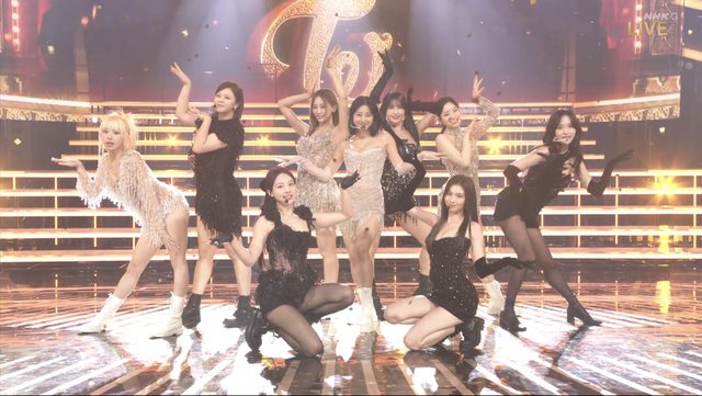 TWICE睽違3年、第4度登上日本NHK紅白歌唱大賽。(圖/翻攝自推特)