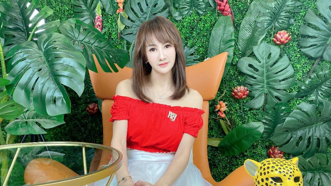 女星念大學年收就破百萬　竟大放「超猛福利」一年給老師