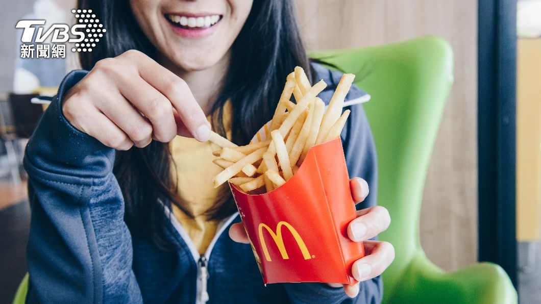 肯德基店員到麥當勞點薯條 網笑噴:有臥底!