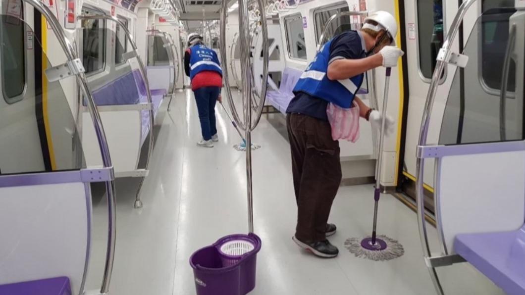 為防堵大陸疫情 桃機3車站人員每週篩檢