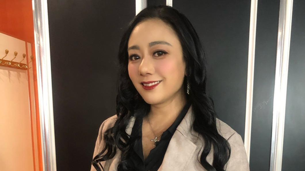 高慧君眼睛狀況已漸漸恢復。(圖/鴻凱娛樂提供)