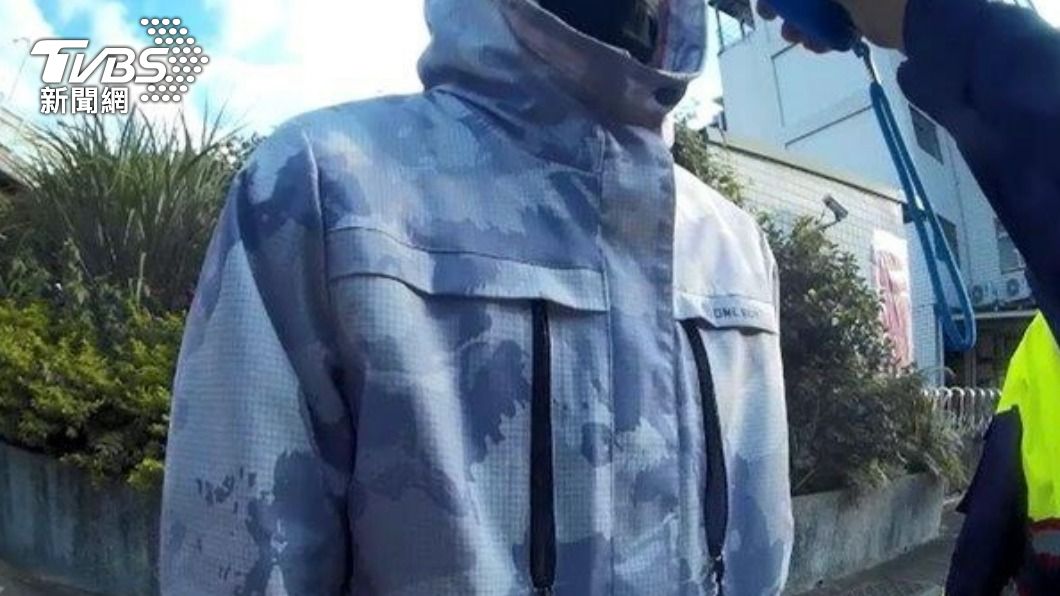 男酒駕上路還開到睡著 被警叫醒竟加速逃逸