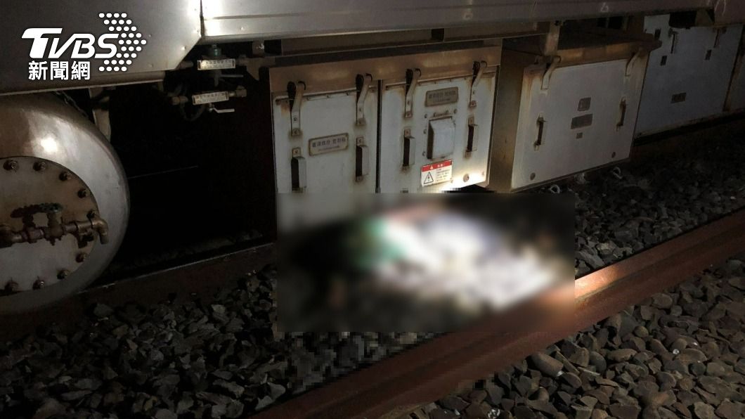 快訊/雲林火車意外!區間車撞行人 女「肢體破碎」身亡