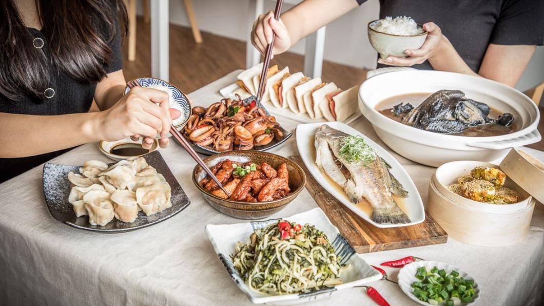 業界唯一擁有百道以上年菜可以任選的品牌。（圖／美食好芃友提供）