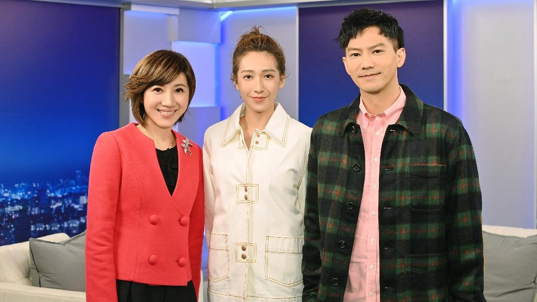 主持人林益如、楊晴、鄒承恩一同合影。(圖/台視提供)