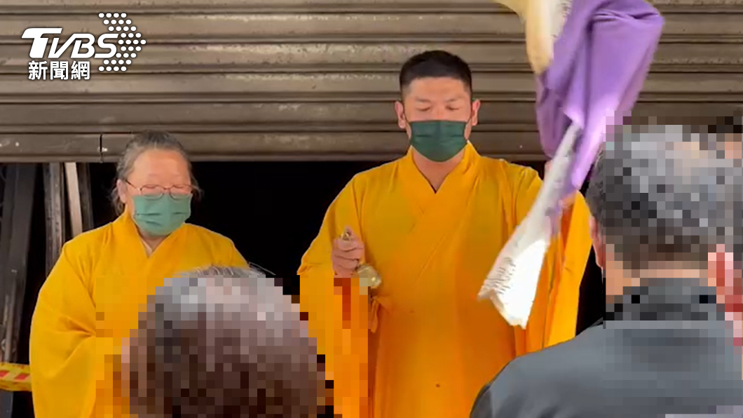 大里5死火警/鼻酸!法師安撫「弟弟不怕了」 男童第7擲才允筊