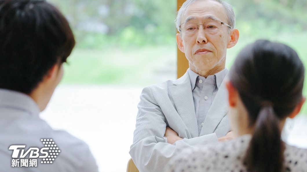 公公擅自開走新車向好友炫耀!被逮到竟反嗆「是給你們面子」