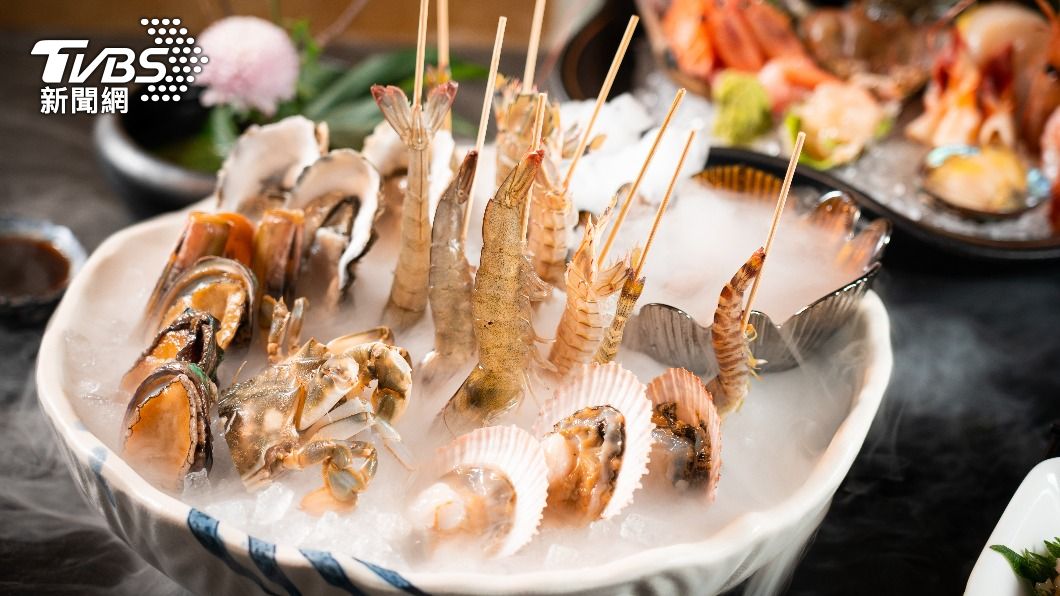 蚌蛤、蛤蜊等海鮮屬於高普林食物。(示意圖/shutterstock達志影像)