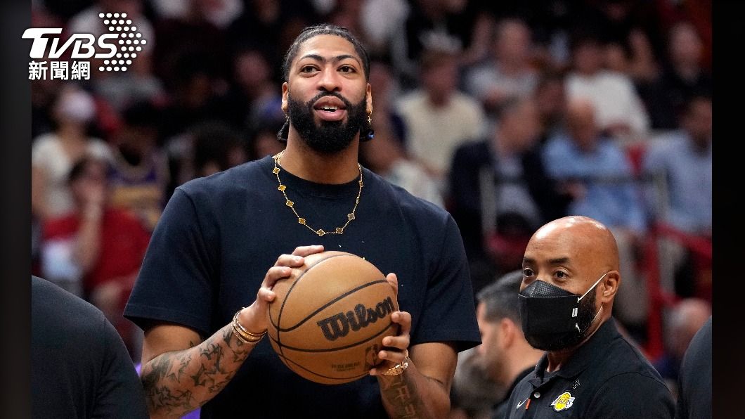 NBA/一眉哥有望回歸!外媒曝戴維斯右腳傷勢復原良好