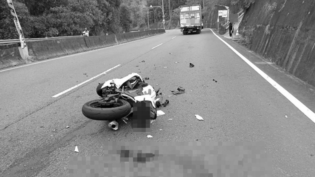 快訊/跑山熱點再奪命!檔車追撞貨車 22歲男爆血亡